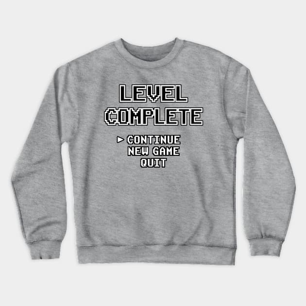 Level Complete Geburtstag 10 18 20 30 Jahre Gamer Crewneck Sweatshirt by Kuehni